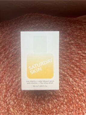 Saturday Skin Yuzu Vitamin C + Water Blossom Serum - Yellow/White Box